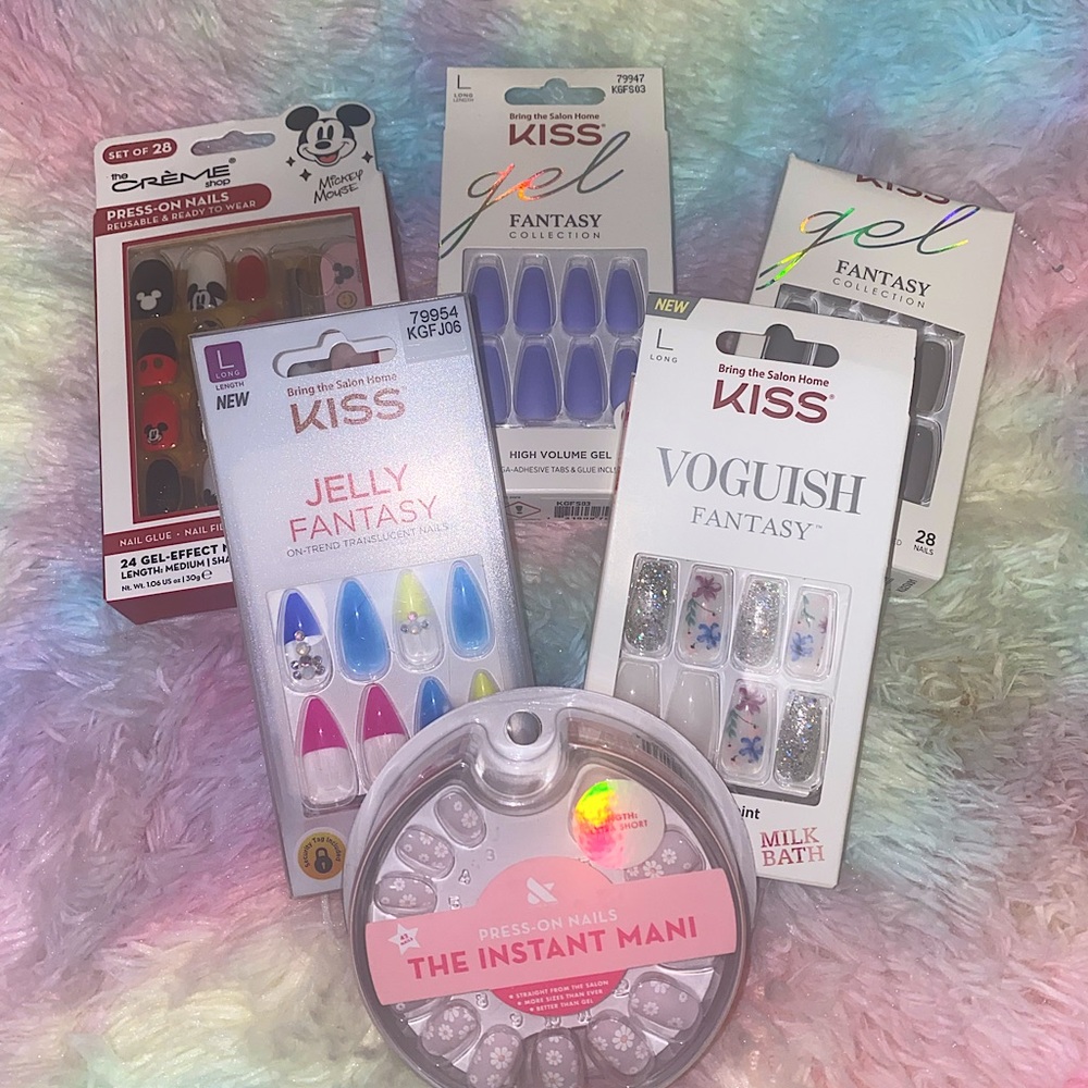Press on nail bundle